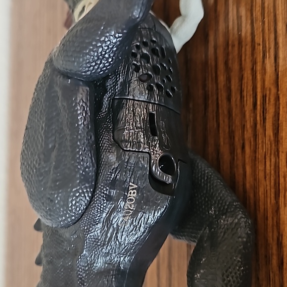 Jurrasic World Dominion Dinosaur Attack and Sound Dinosaur - Picture 7 of 11